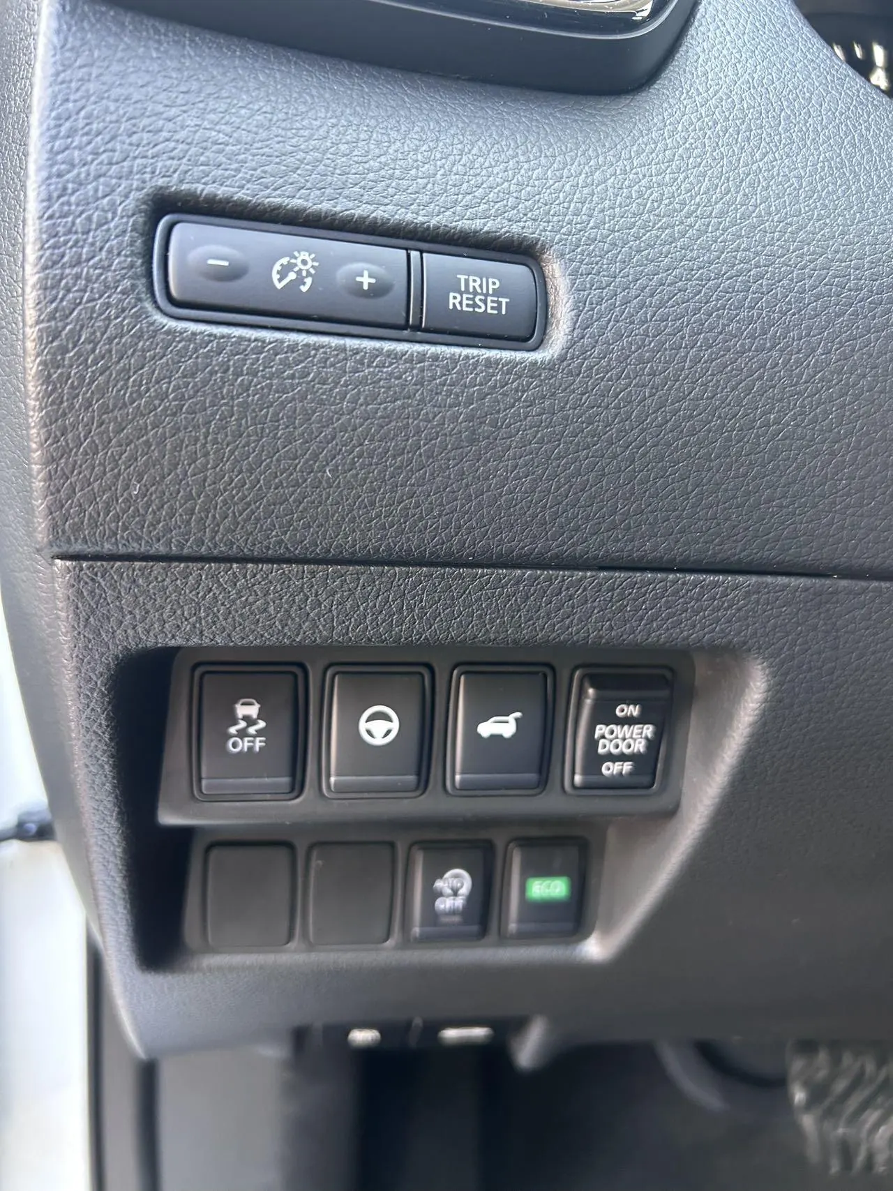 Nissan 2020 Qijun 2.5 stepless XL ITS four-wheel drive luxury pilot version automatic gear 18