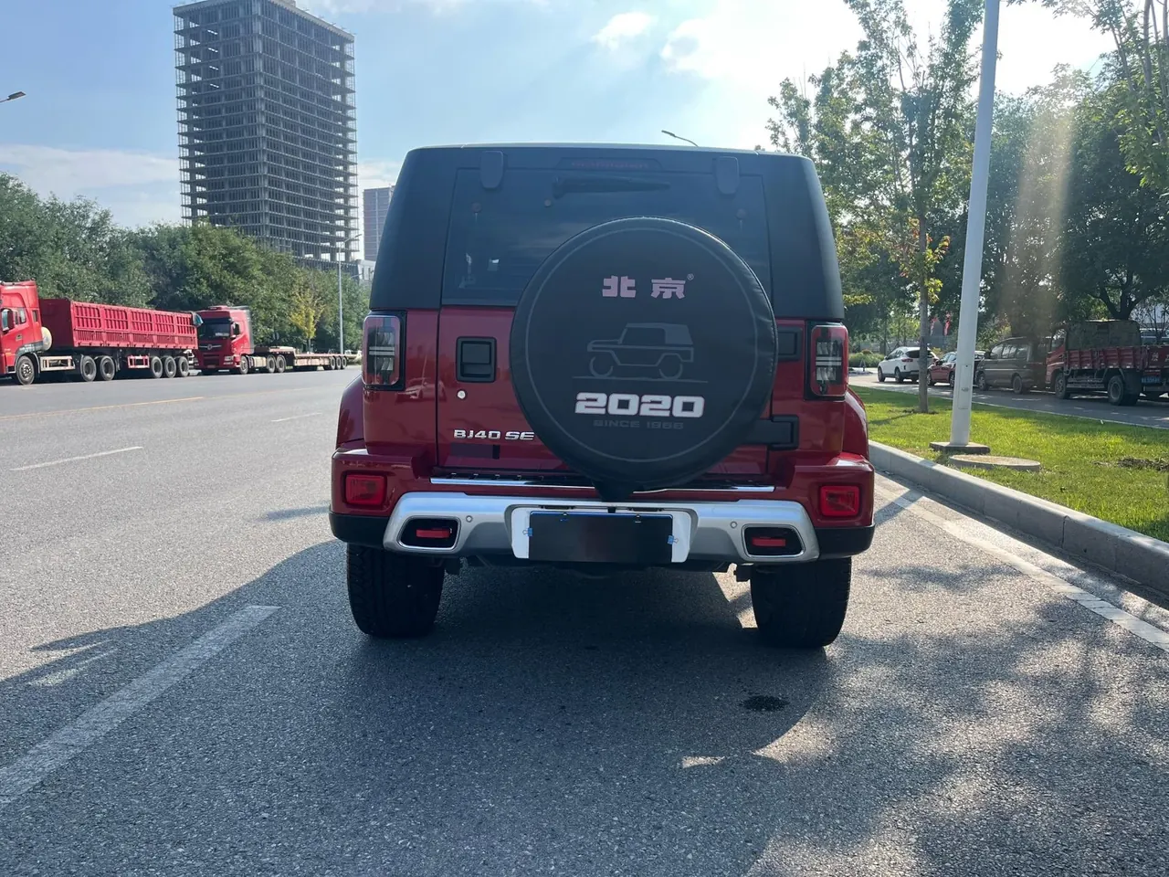 Beijing 2020 BJ40 2.0T 4-wheel drive tribute version chivalrous automatic gear 15
