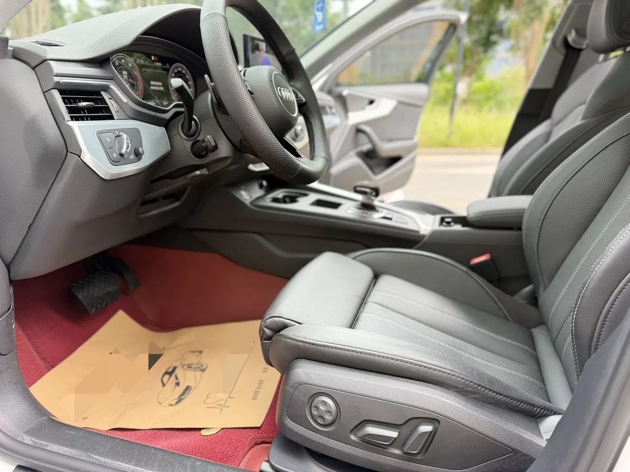 Audi 2020 A4L 2.0TFSI 40TFSI Fashion Dynamic Automatic 18