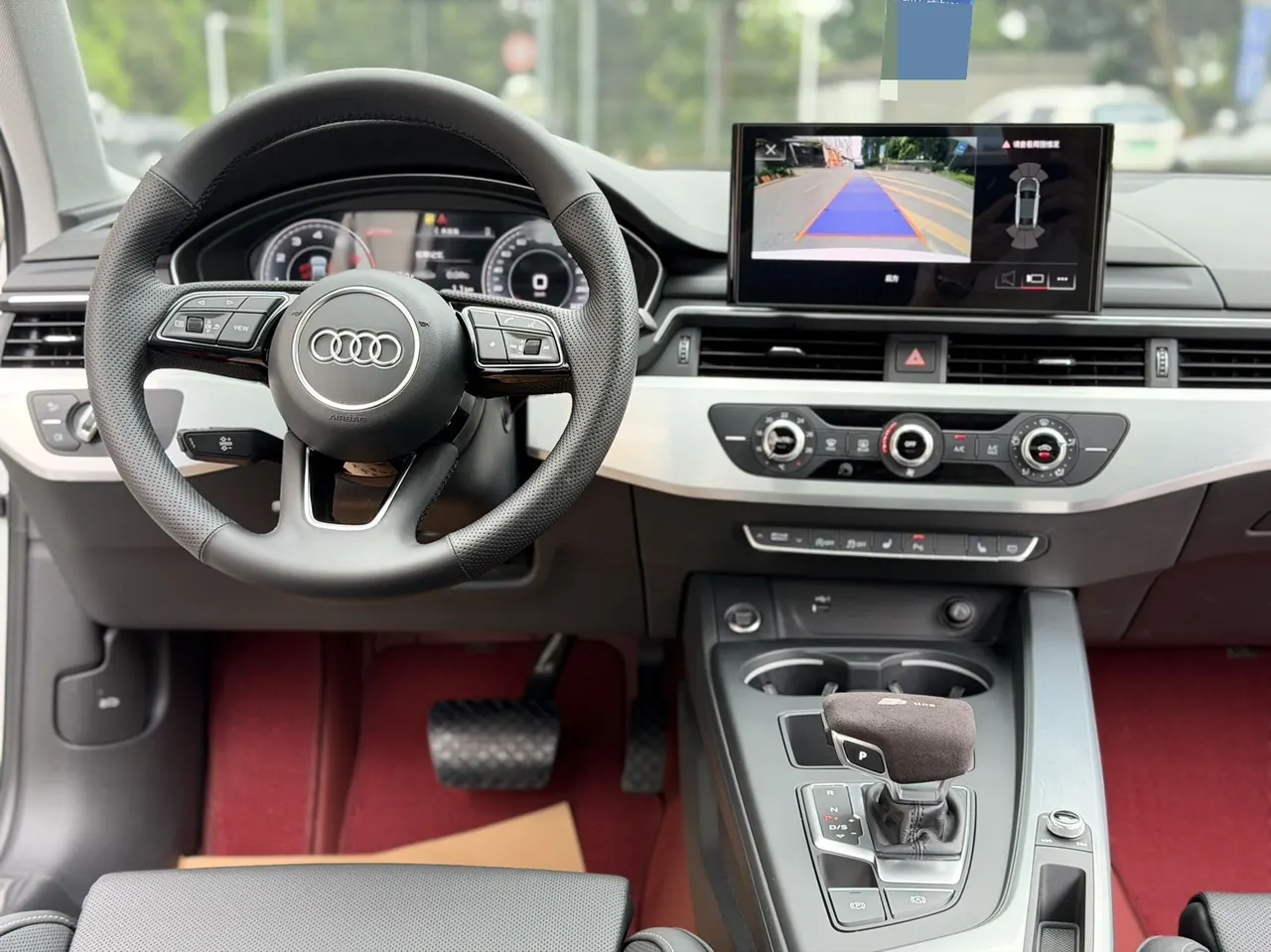 Audi 2020 A4L 2.0TFSI 40TFSI Fashion Dynamic Automatic 9