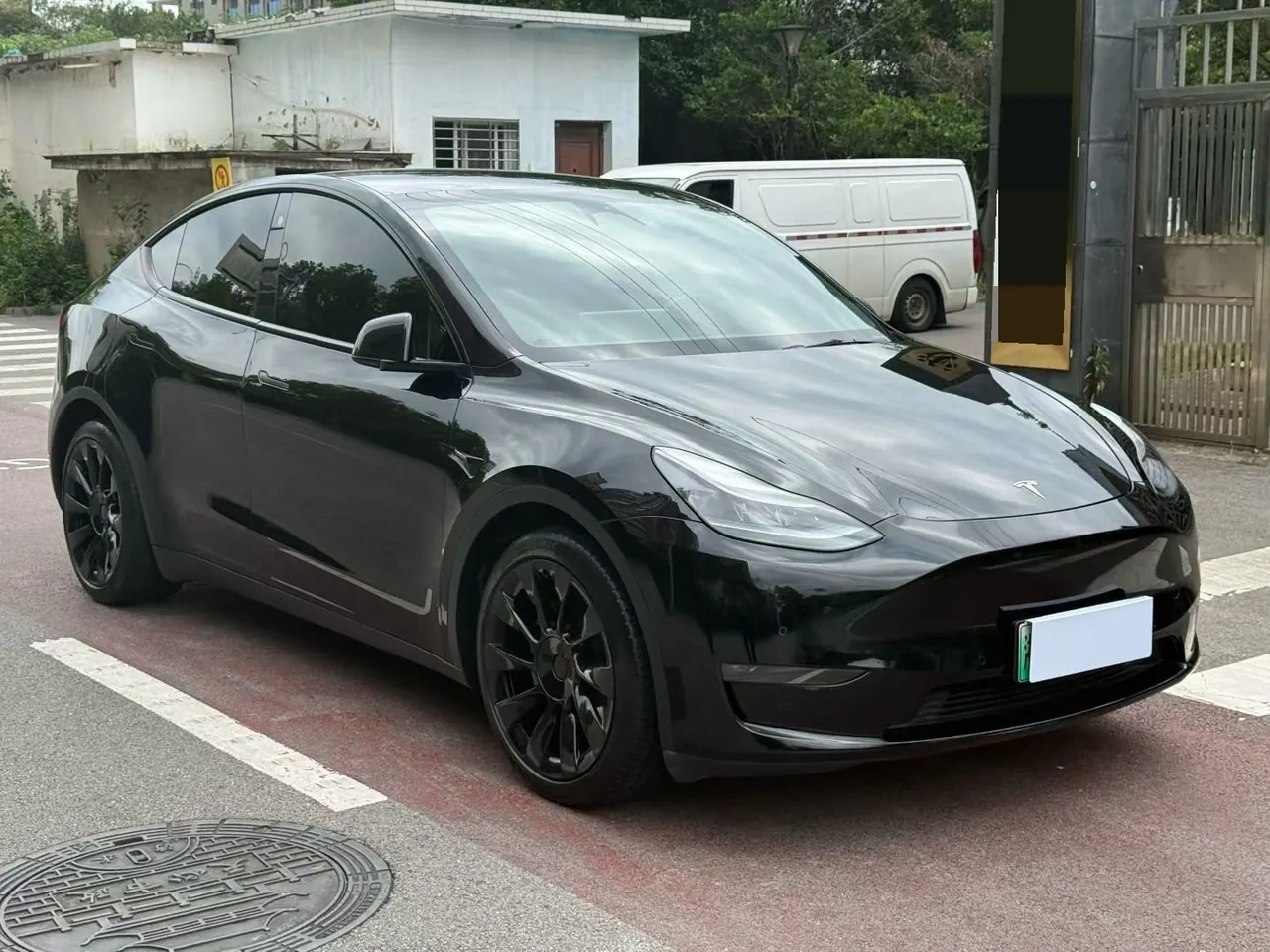 Tesla 2021 Model Y Standard Endurance Rear Drive Automatic Gear 3