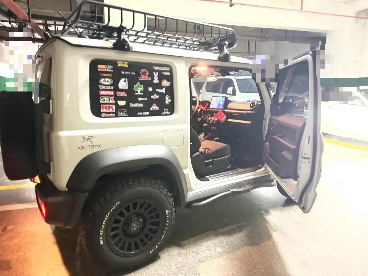Suzuki Jimny (Imported) 2025 Jimny 1.5 Four-wheel Drive Automatic Gear 4