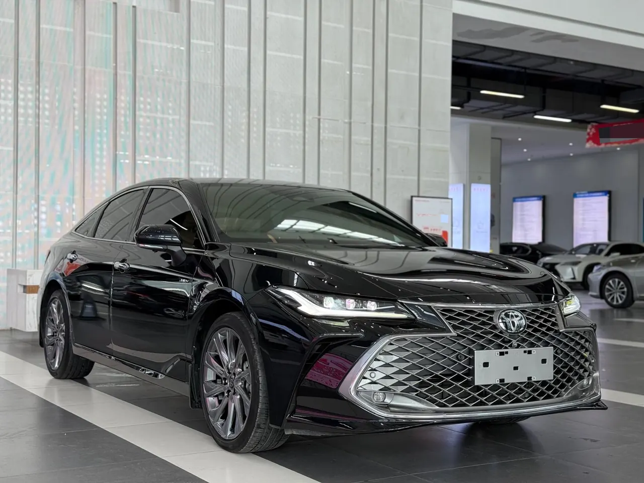 Toyota 2024 Asian Dragon Shuangqing 2.5 Continuously Variable Limited Flagship Automatic Gear 3