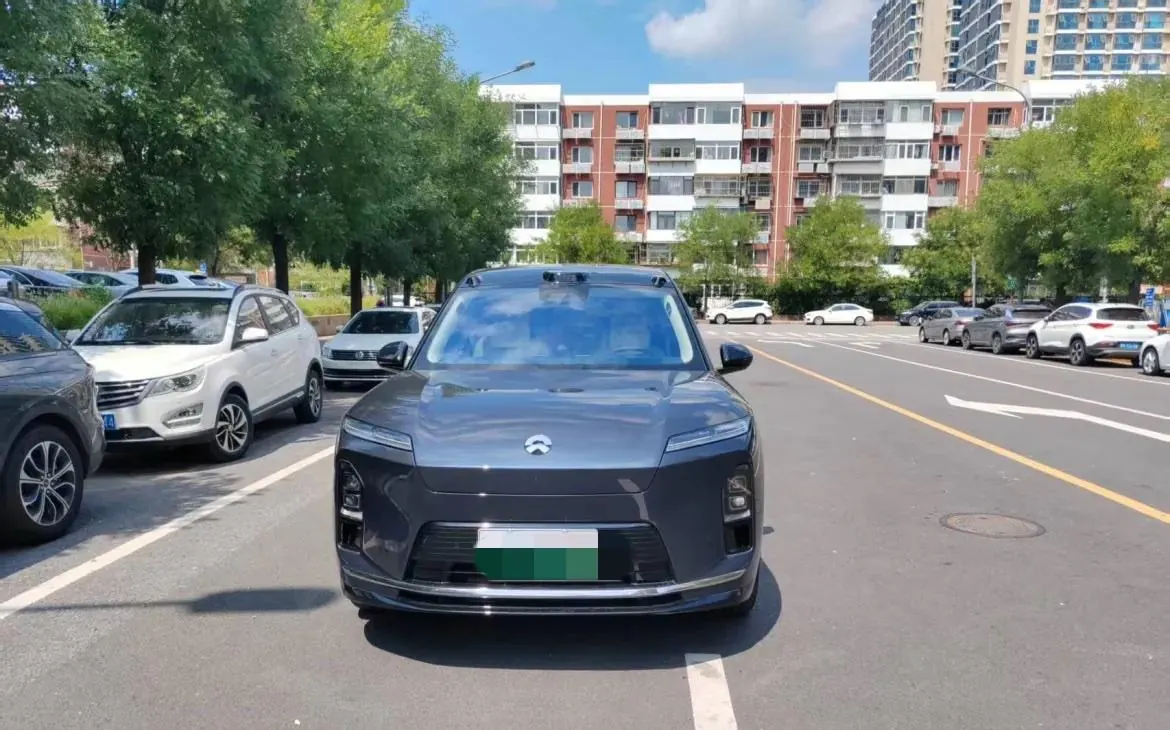 NIO 2026 ES8 6‑Seater Executive Signature Edition Automatic Transmission 3