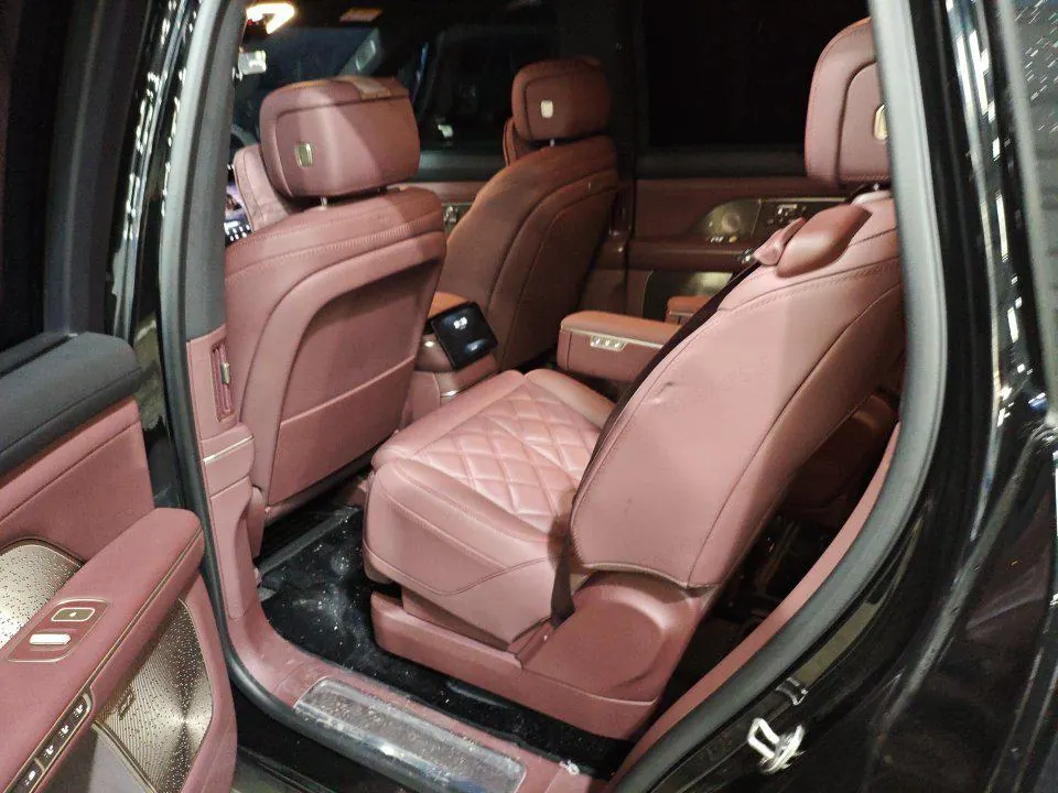 NIO 2026 ES8 6‑Seater Executive Signature Edition Automatic Transmission 4