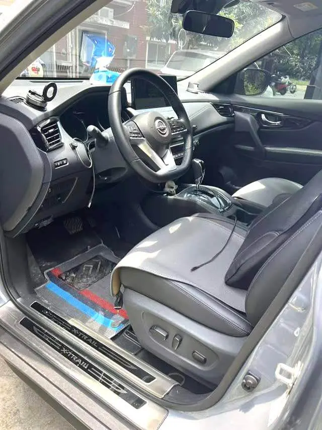 Nissan 2025 Qijun Honor 2.0 Stepless Two-Drive Leading Edition Automatic Transmission 3