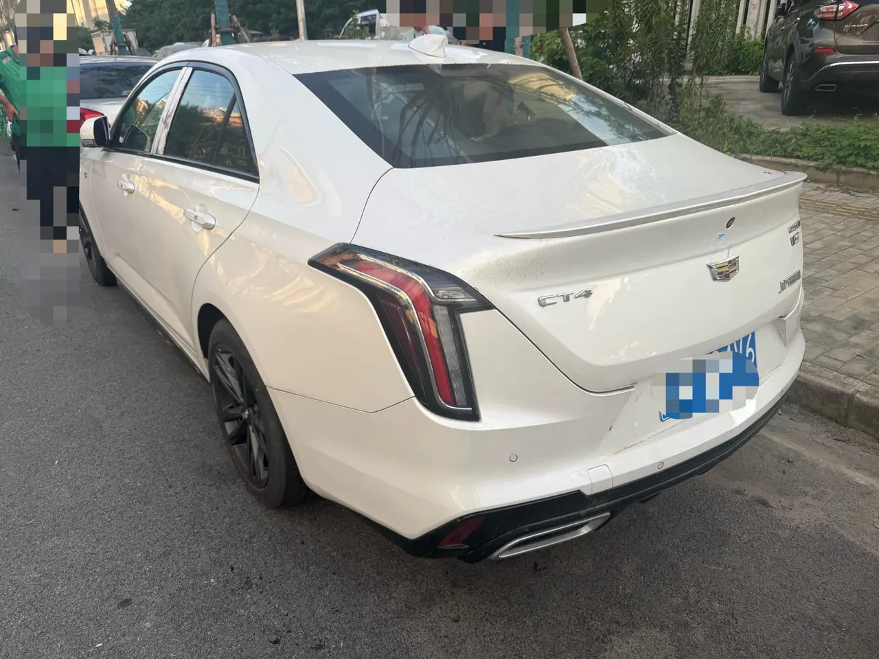 Cadillac 2023 CT4 1.5T 25T Luxury Automatic Gear 4