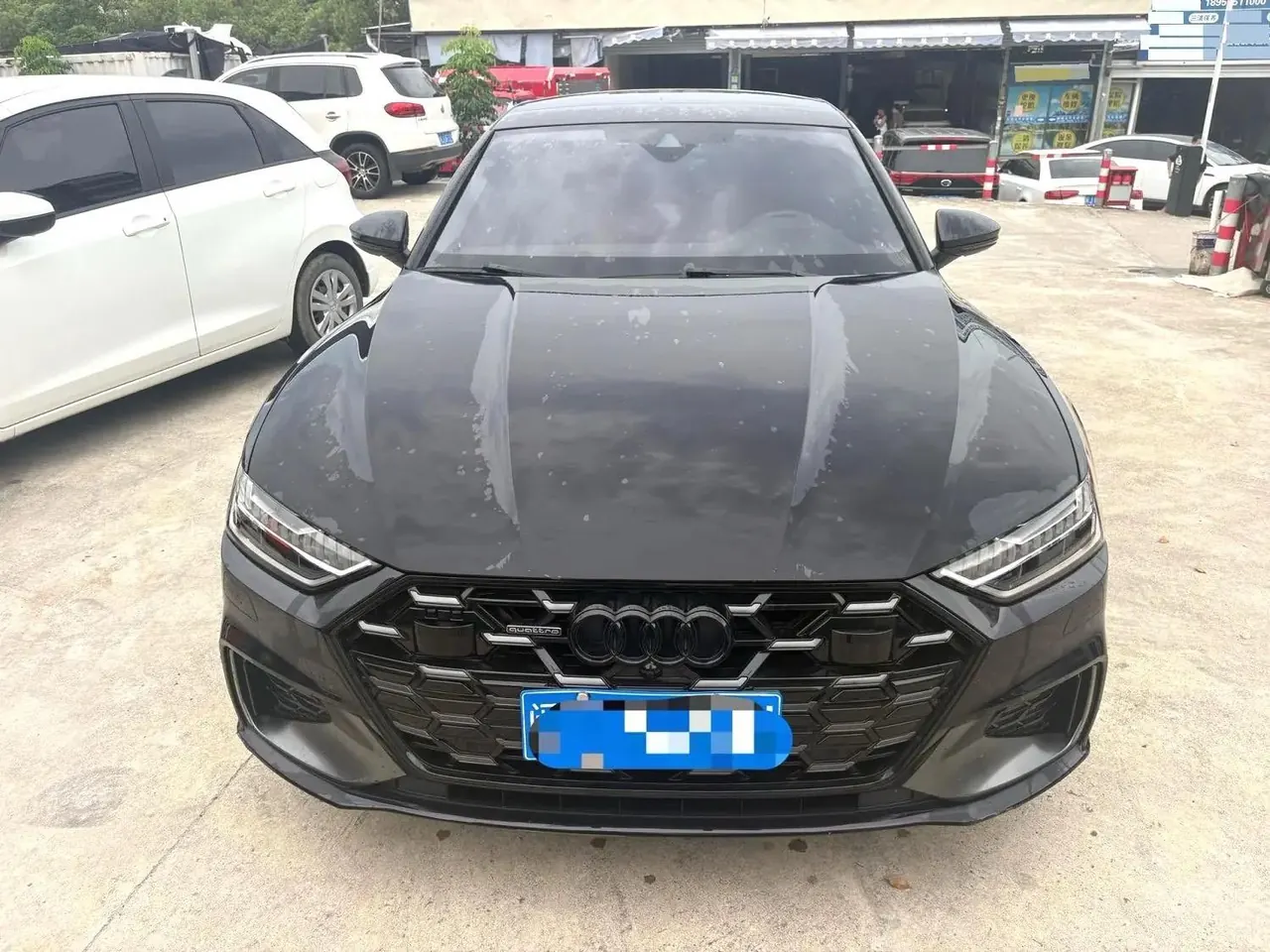 Audi 2024 A7L 2.0TFSI 45TFSI Quattro Black Samurai Edition Automatic Gear 2