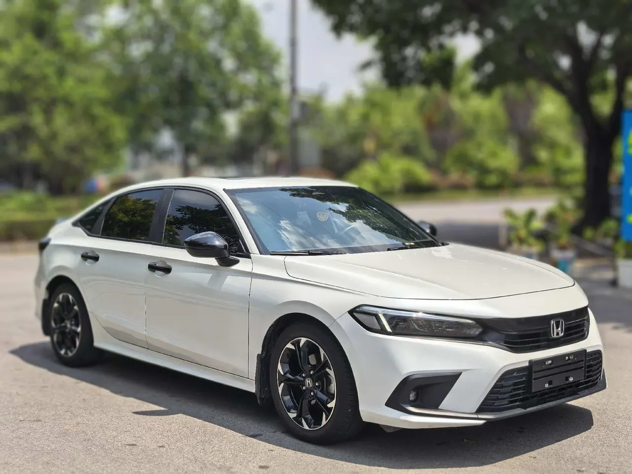 Honda 2022 Civic 1.5T Stepless 240TURBO Combustion Edition Automatic Gear 2