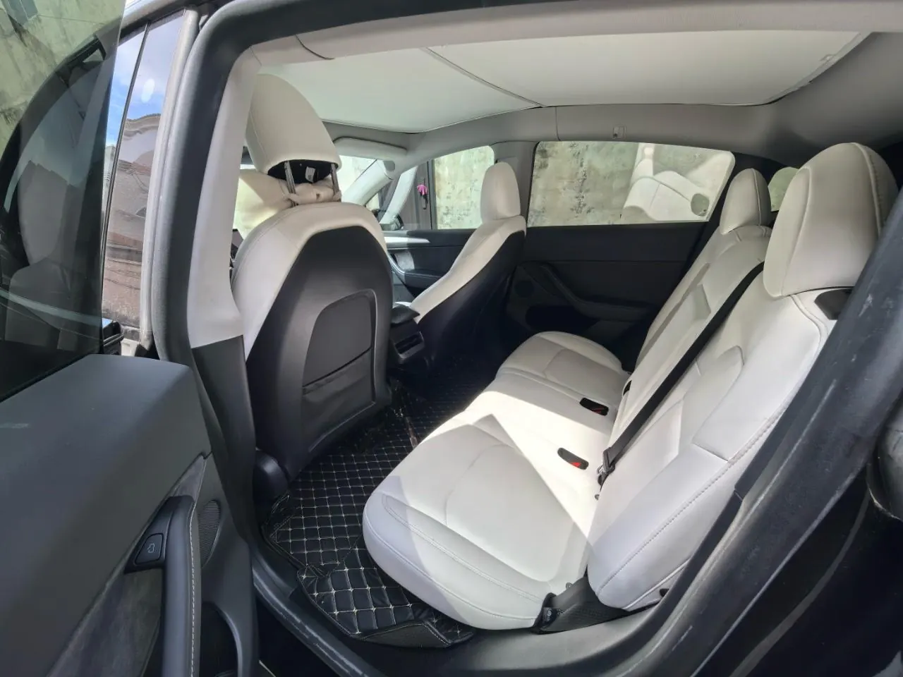Tesla 2022 Model Y rear-wheel drive version automatic transmission 5