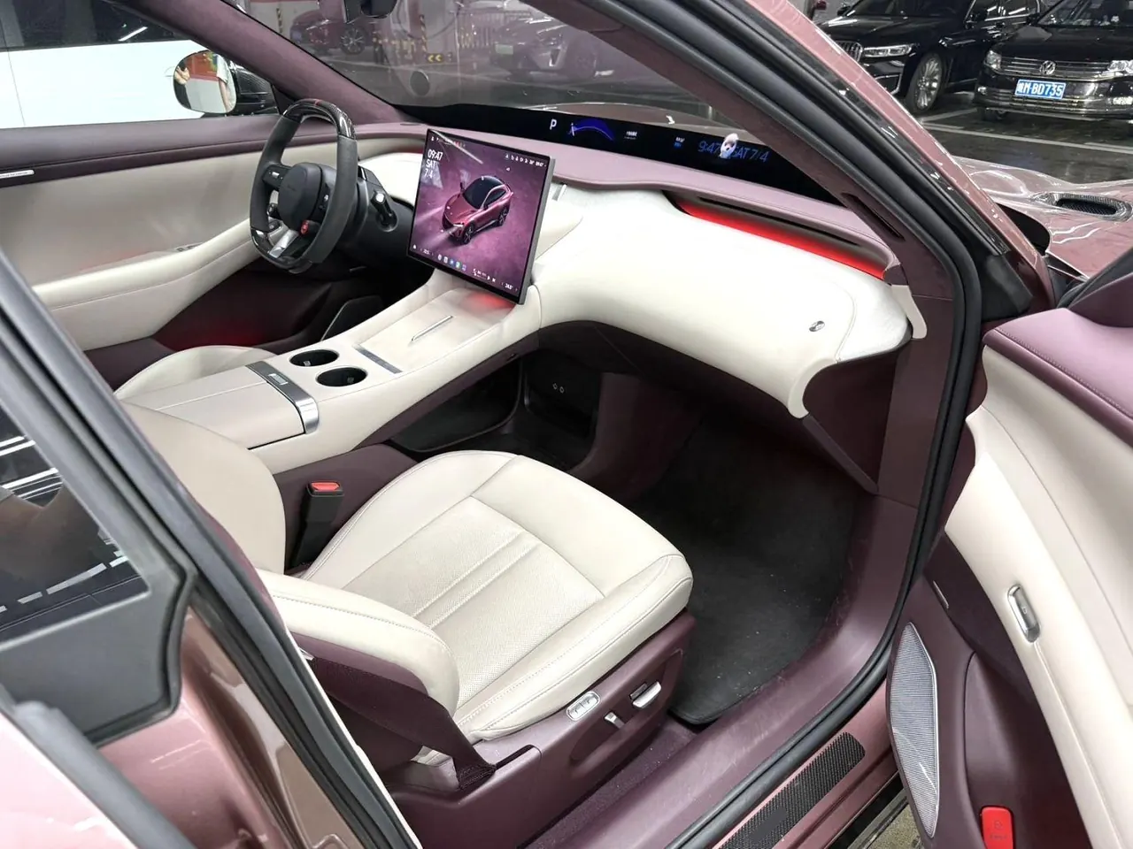 MI 2025 YU7 Long Endurance High Performance Four-wheel Drive Max Edition Automatic Gear 2