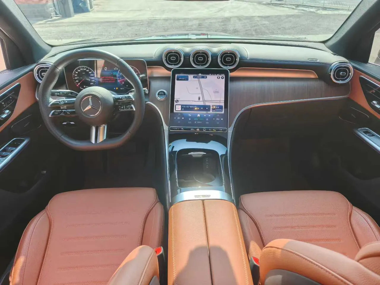 Mercedes Benz 2024 GLC 300 L 4MATIC 48V 2.0T dynamic 5-seat automatic gear 3