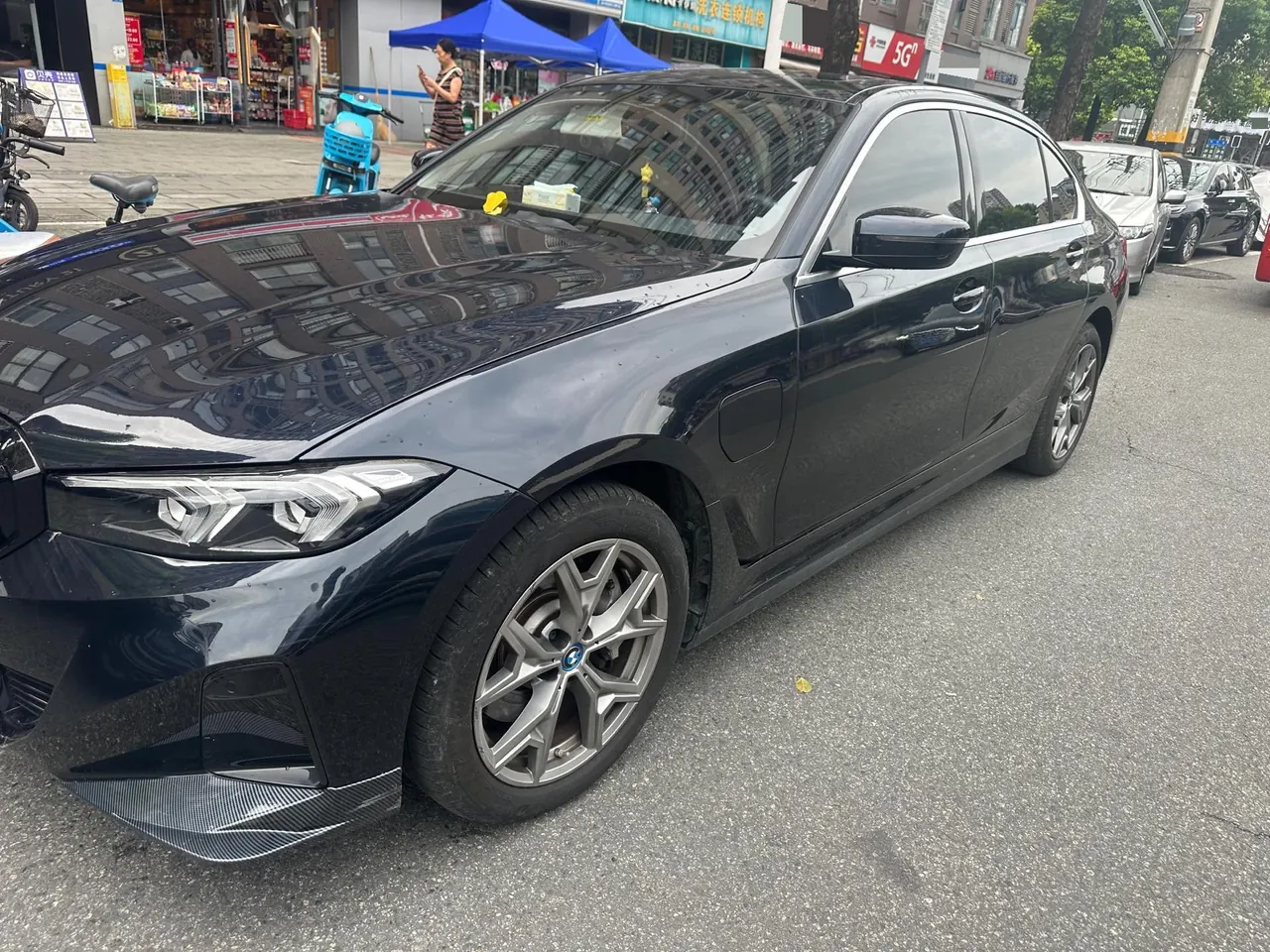 BMW 2024 i3 eDrive 35 L automatic gear 2