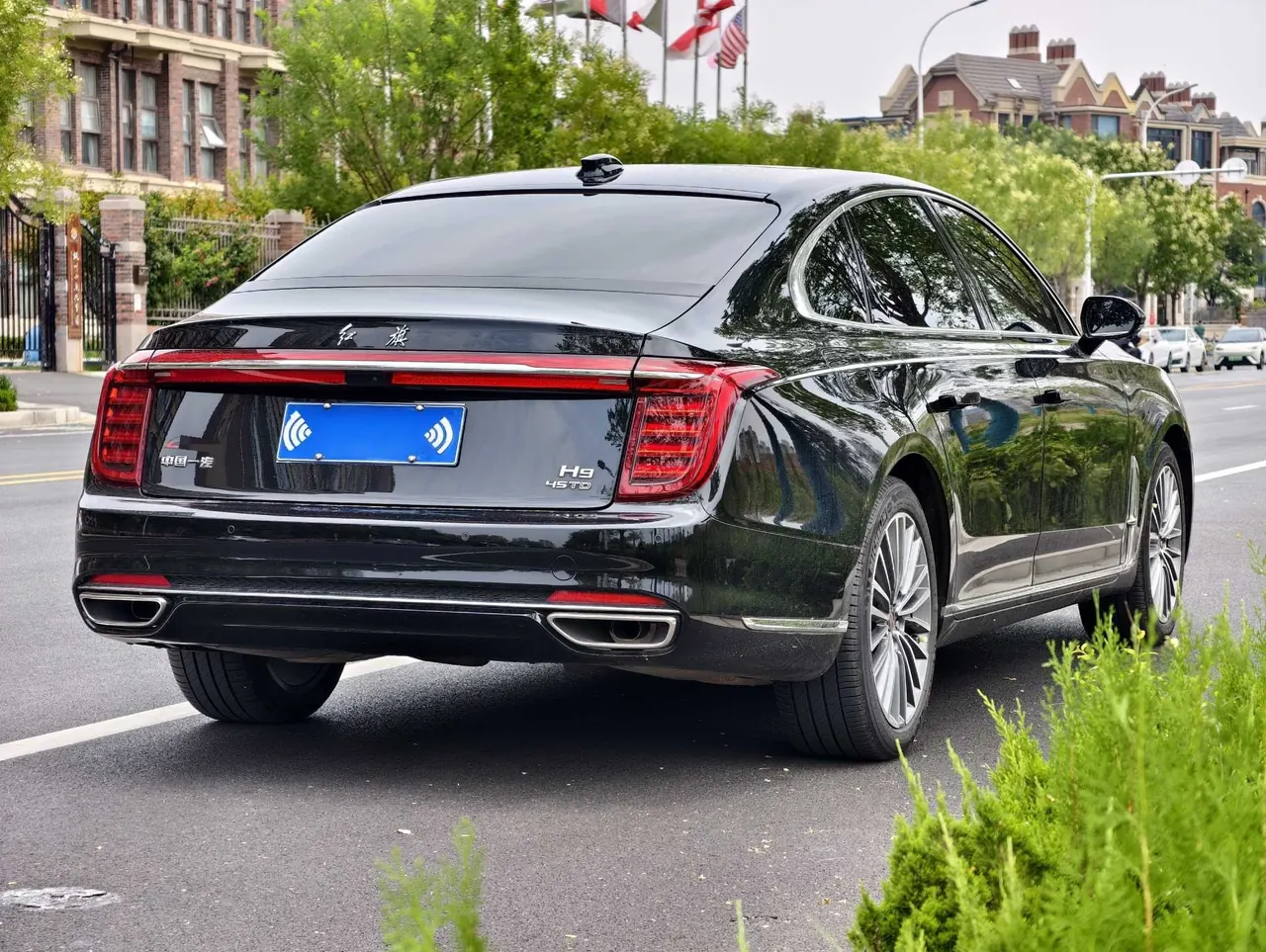 HongQi 2020 H9 48V 2.0T Zhilian Qi Chang Edition Automatic Gear 5