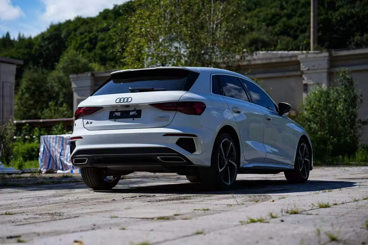 Audi 2022 A3 Sportback 1.4TFSI 35TFSI Fashion Sports Automatic 5