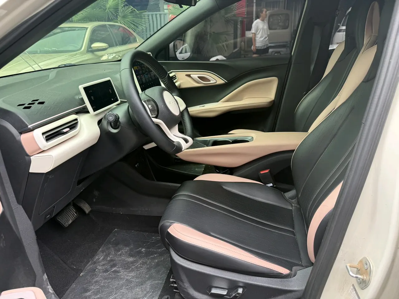 BYD 2025 seagulls 305km free version automatic gear 3