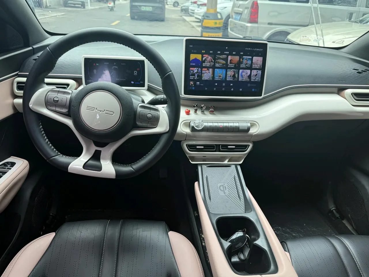 BYD 2025 seagulls 305km free version automatic gear 4