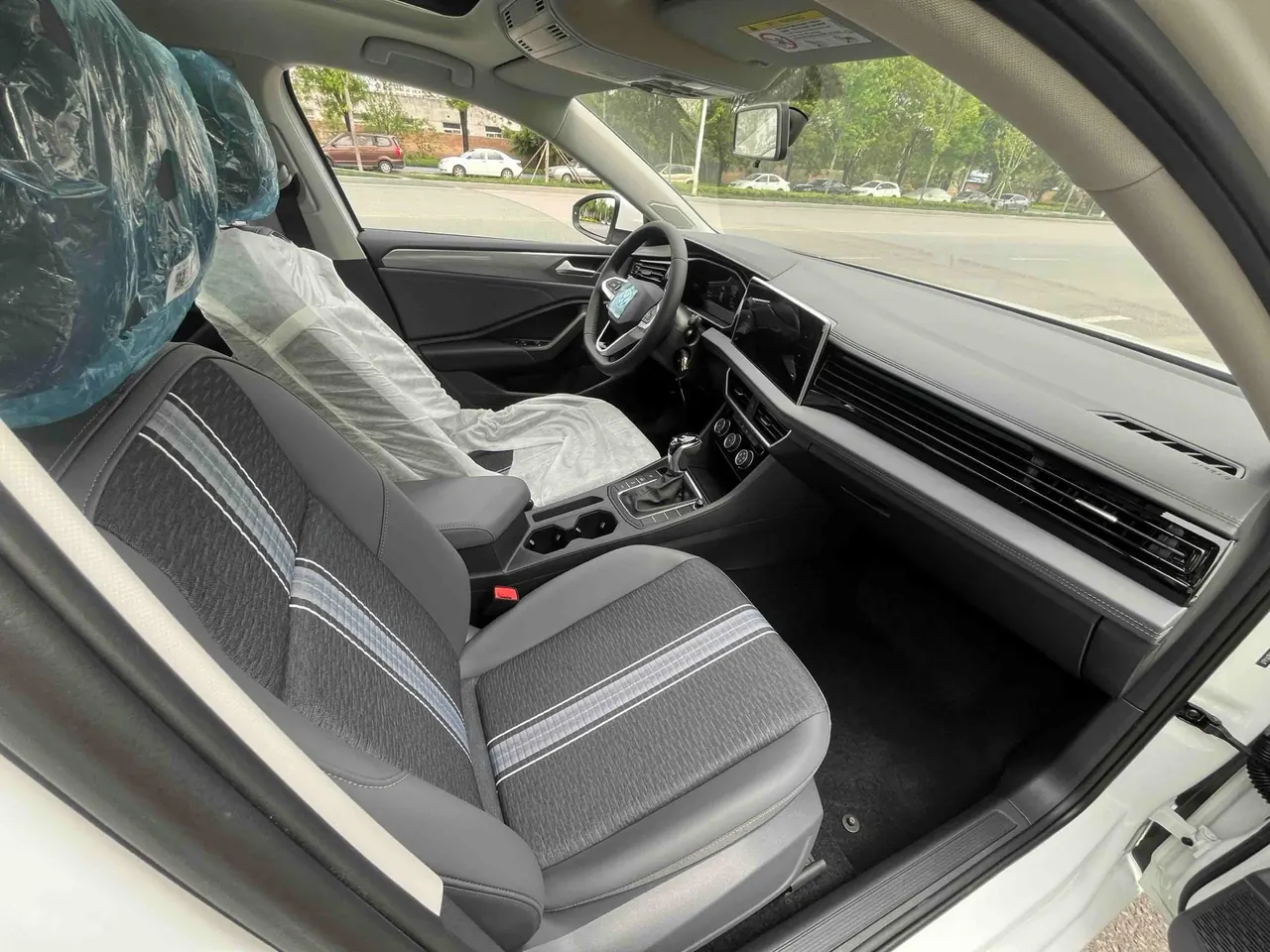 Volkswagen 2025 Sagittarius 1.2TSI 200TSI Flying Edition Automatic Gear 11