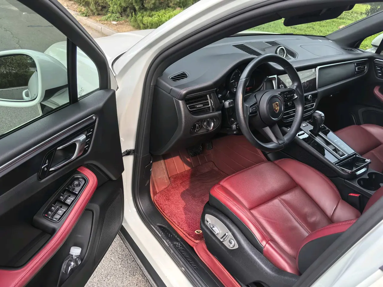 Porsche Macan (Imported) 2023 Macan 2.0T Automatic Gear 2