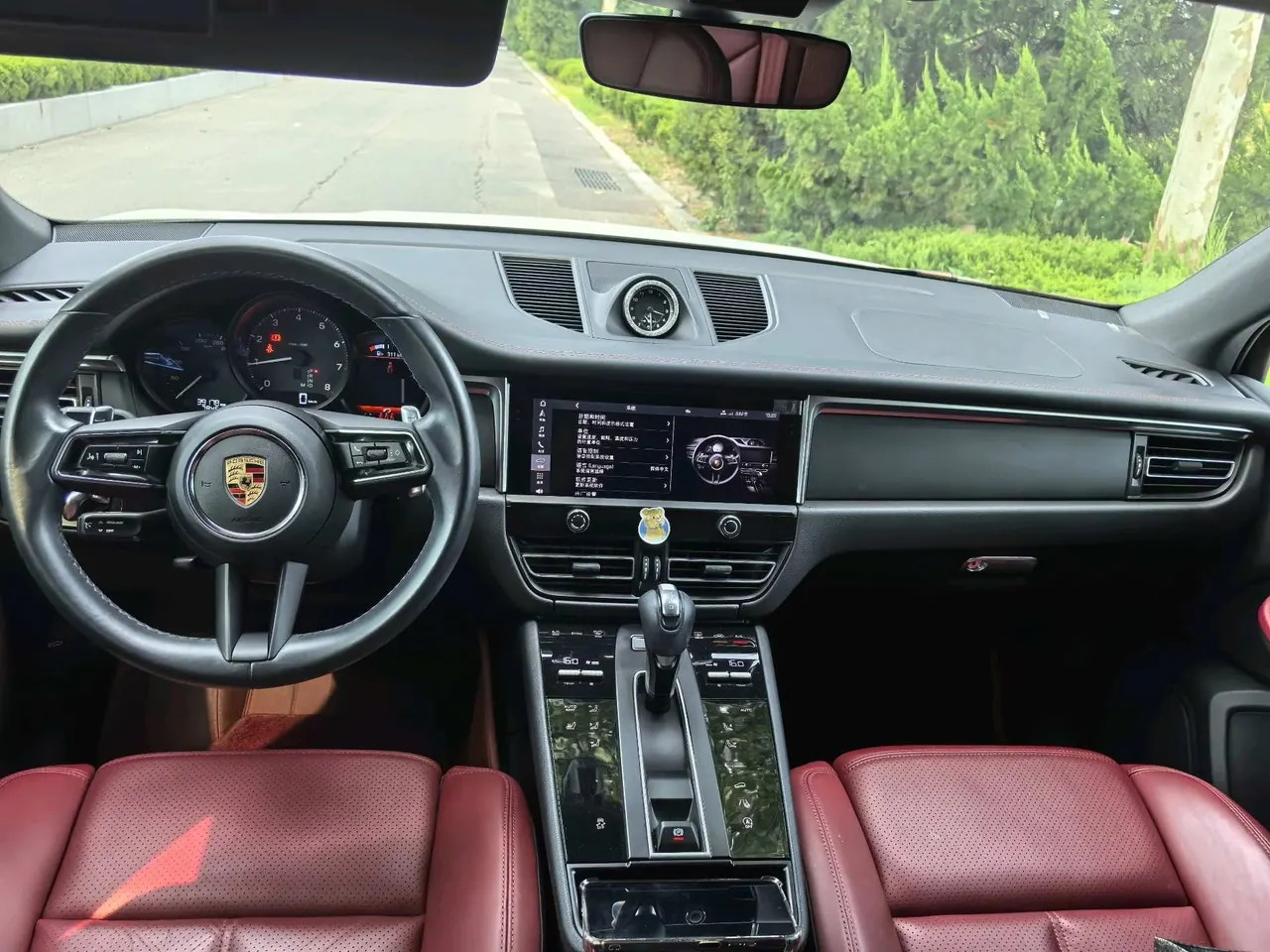 Porsche Macan (Imported) 2023 Macan 2.0T Automatic Gear 4