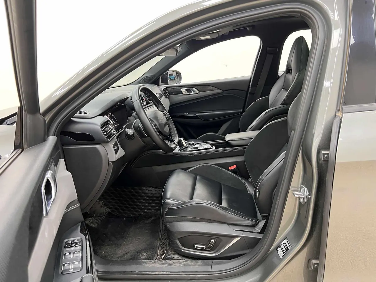 LYNK&amp;CO 2022 LYNK&amp;CO 03 2.0TD Jin Plus automatic gear 9