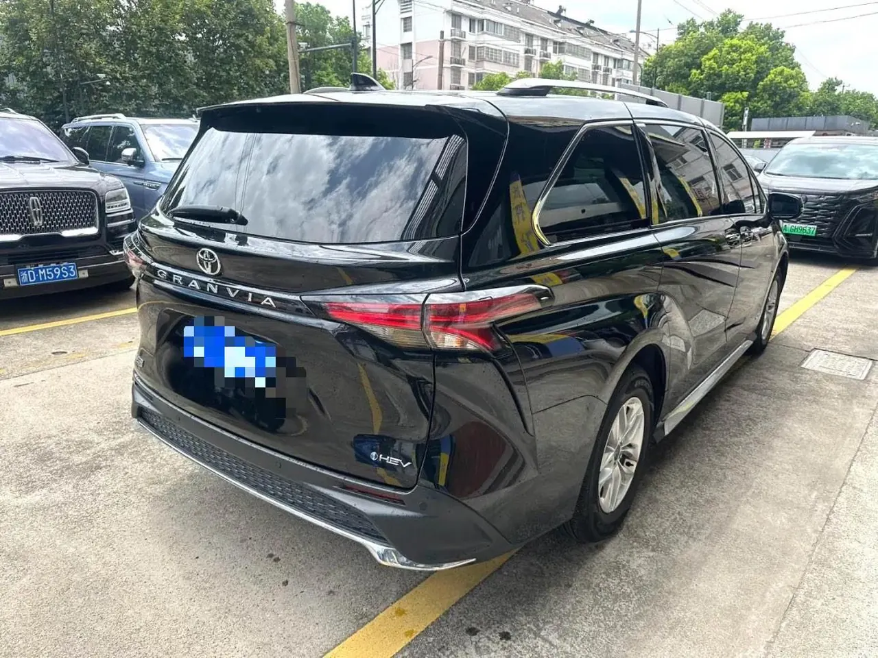 Toyota 2024 Grevia HYBRID 2.5 Stepless Comfort Edition Automatic Transmission 4