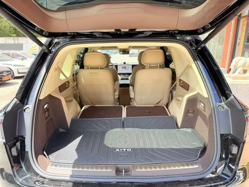AITO 2024 AITO M9 extended range Ultra 42kWh automatic gear 7