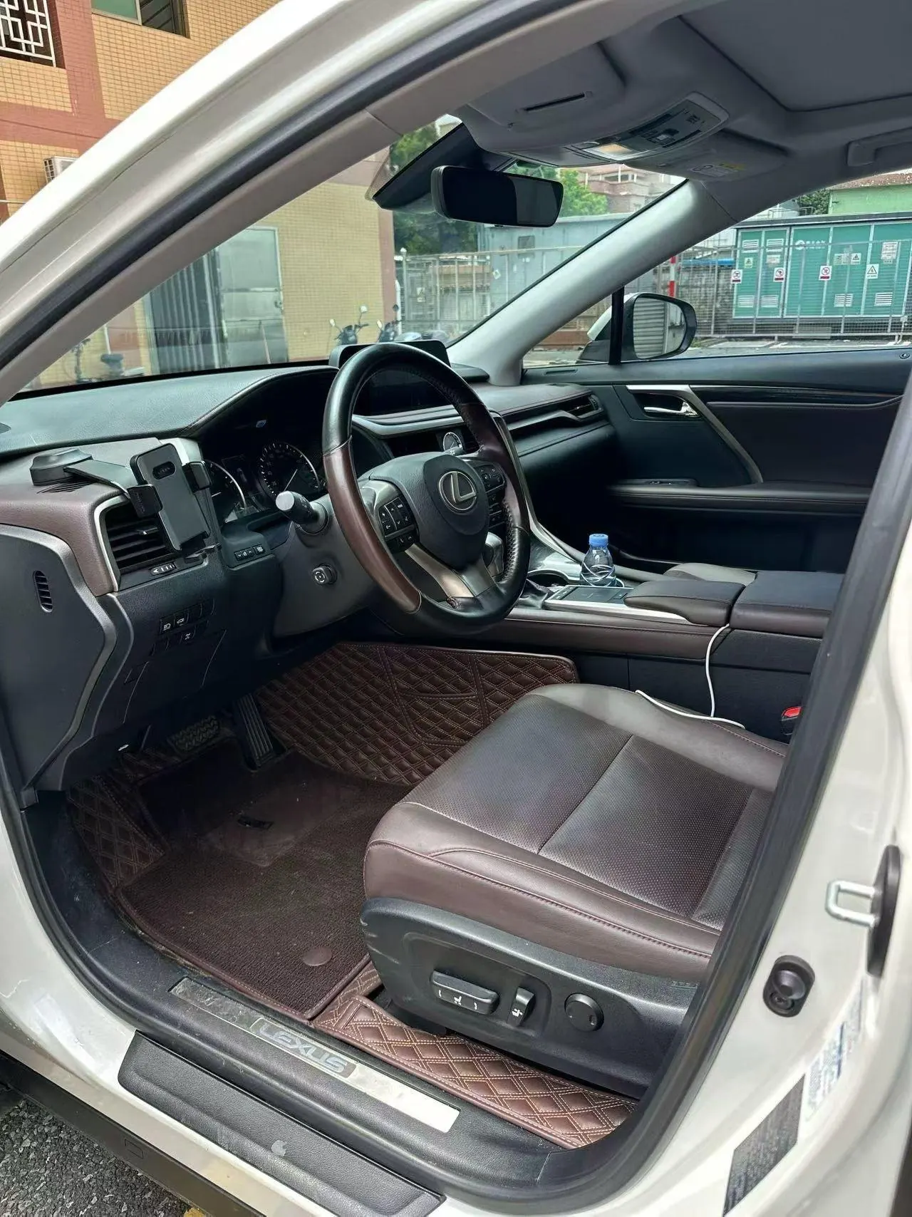 Lexus RX (Imported) 2020 RX300 2.0T Four-wheel Drive Elegant Edition (Modified) Automatic Gear 3