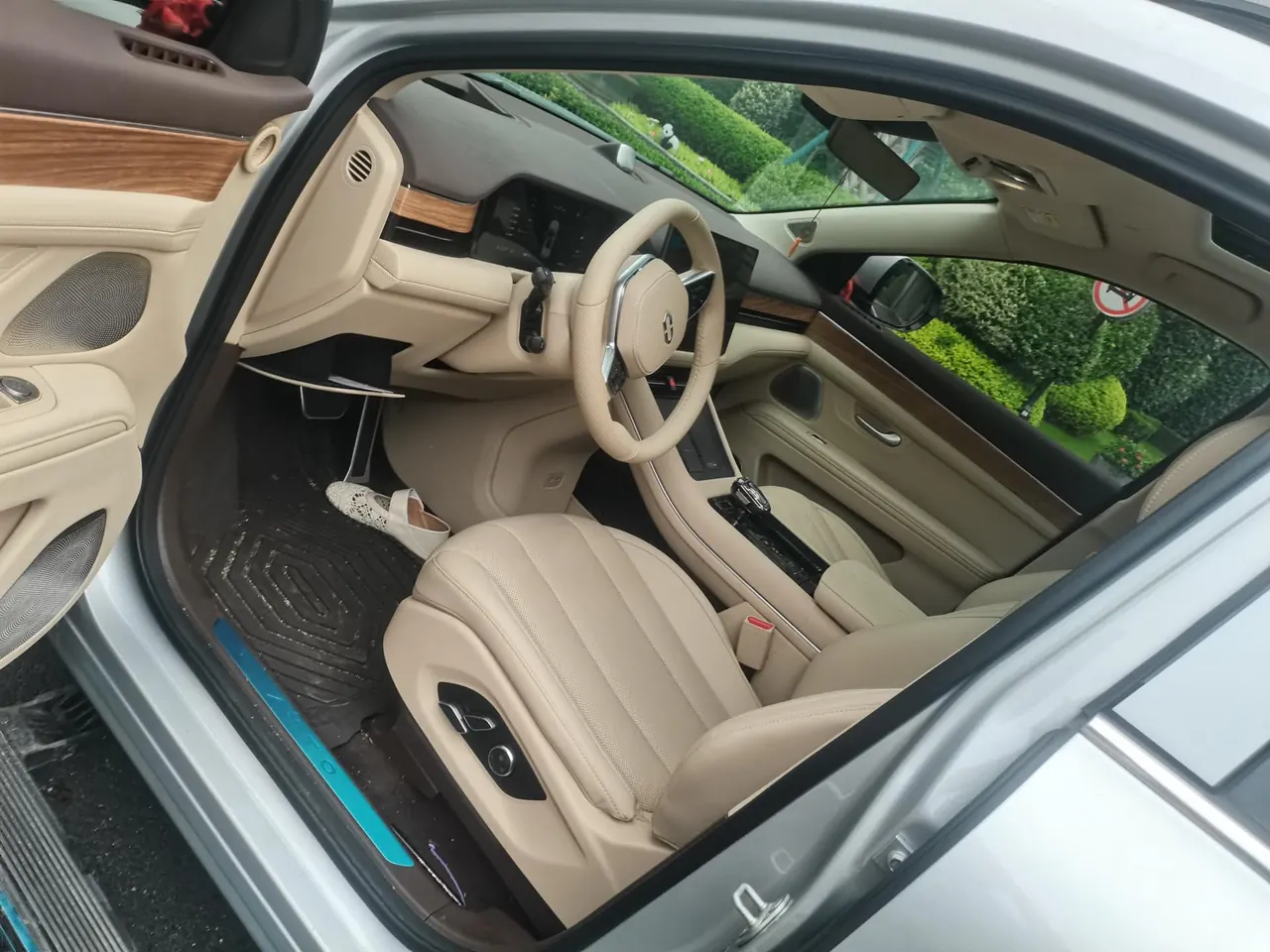 AITO 2024 AITO M7 Smart Drive Four-wheel Drive Max Edition 5-seat Automatic Gear 5