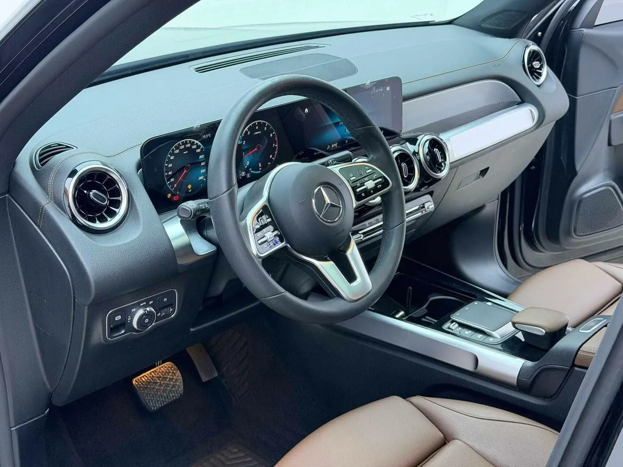 Mercedes Benz 2021 GLB 180 1.3T Fashion Automatic 5