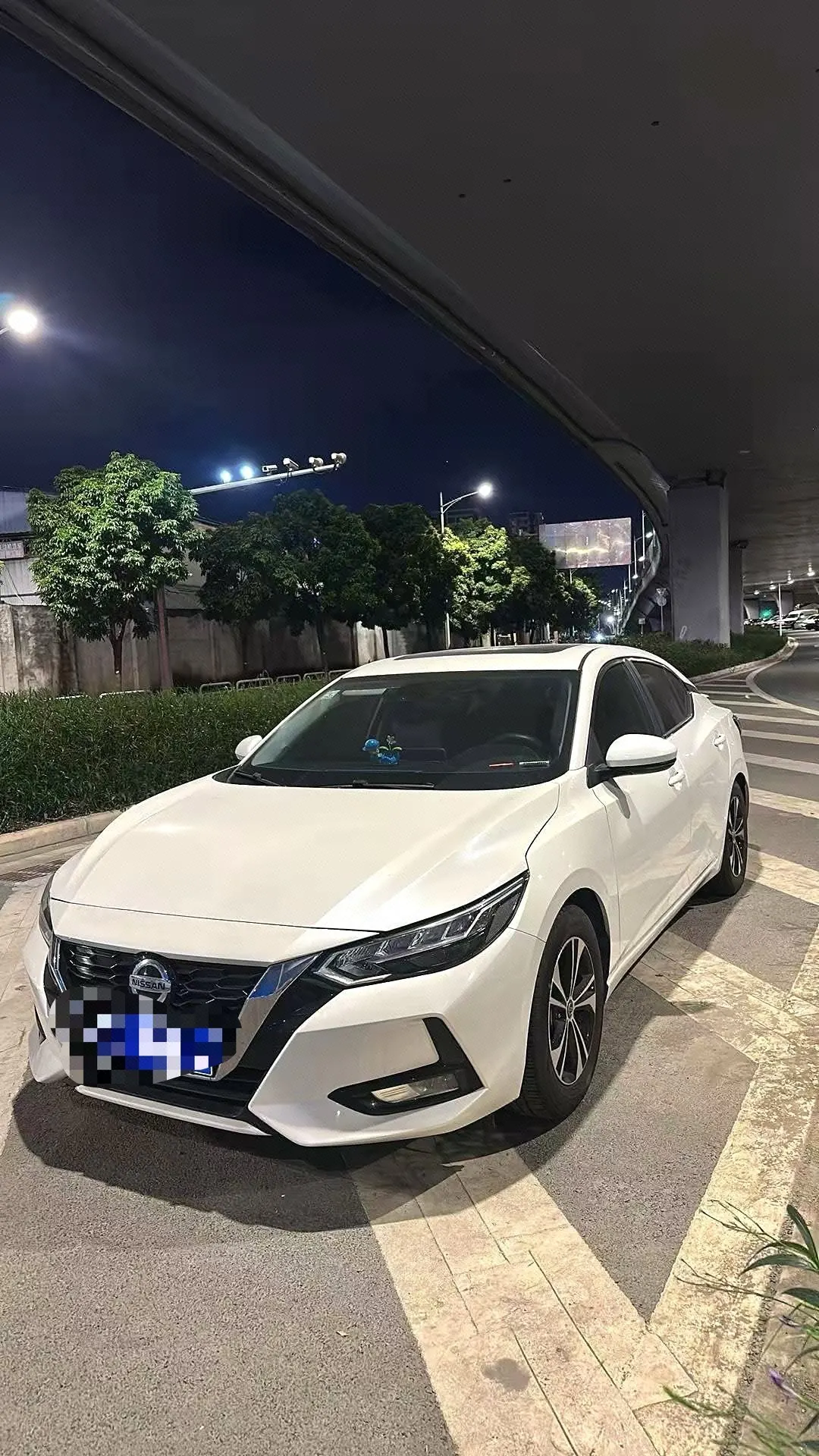 Open image lightbox: Nissan 2021 Sylphy 1.6 Stepless XL Pleasant Edition Automatic Gear