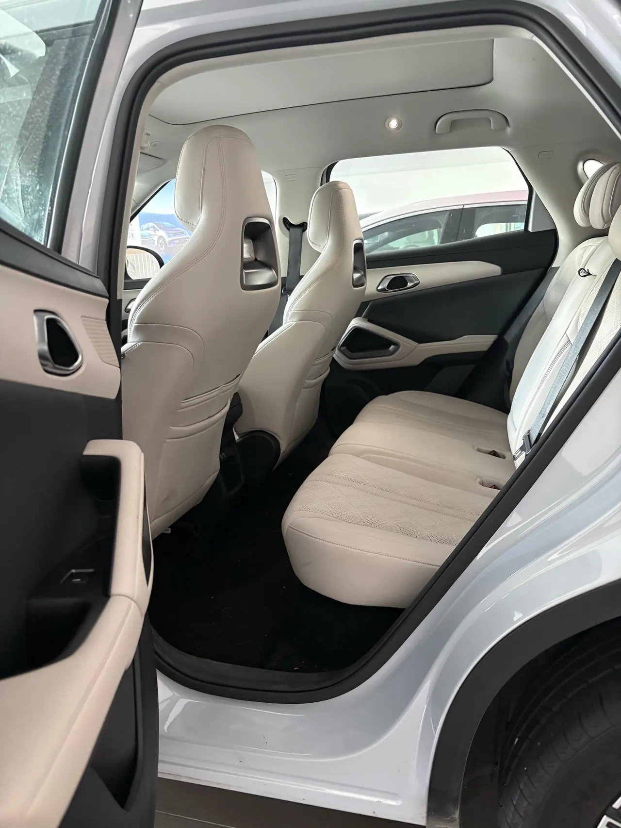 BYD 2024 Yuan UP 401KM Exceed Automatic Gear 6