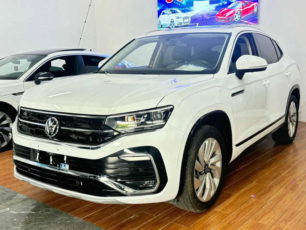 打开图片灯箱:Volkswagen 2020 Tanyue X 2.0TSI 330TSI Two-Drive Flagship Zhilian Edition Automatic Gear