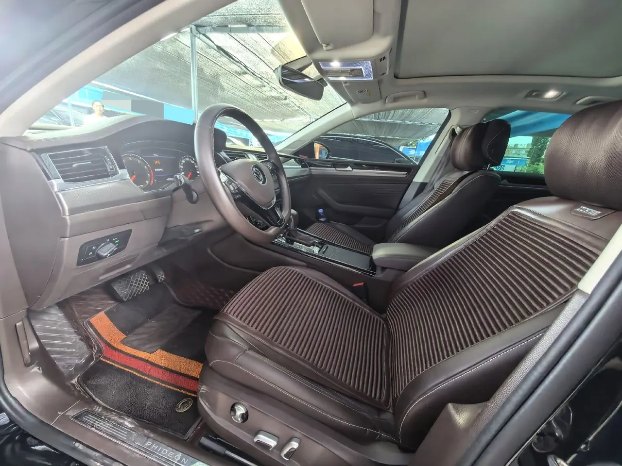 Volkswagen 2021 Huiang 2.0TSI 380TSI Deluxe Edition Automatic Gear 4