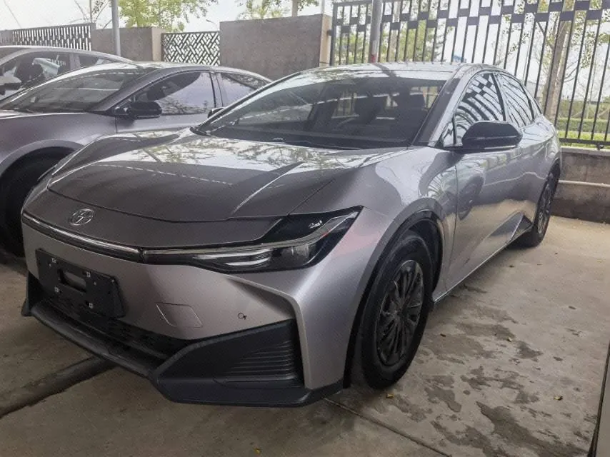 Open image lightbox: Toyota 2024 bZ 3 517km Elite PRO Automatic