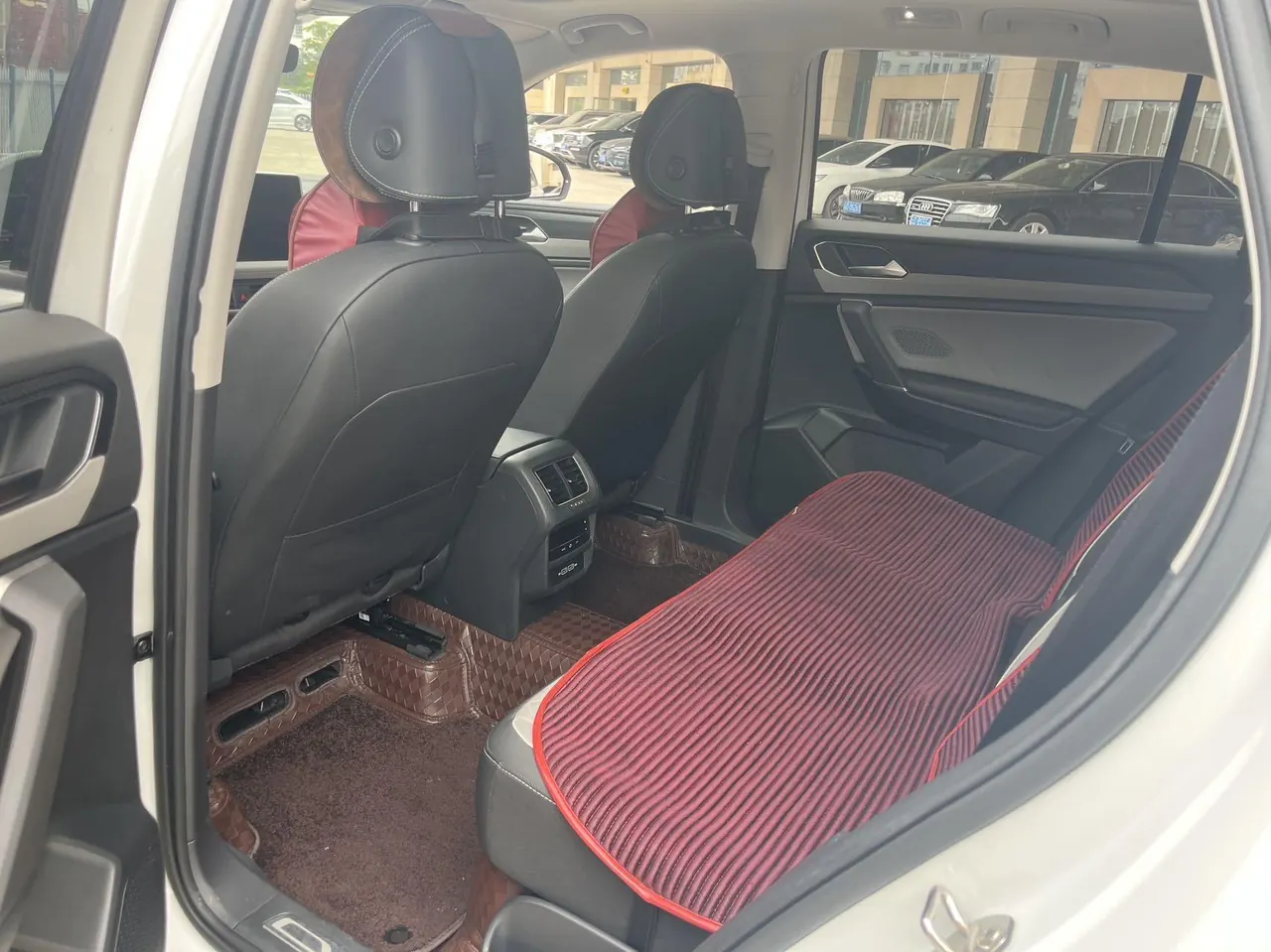 Volkswagen 2024 Tanyue 1.5TSI 300TSI Two-Drive Luxury Plus Advanced Edition Automatic Gear 3
