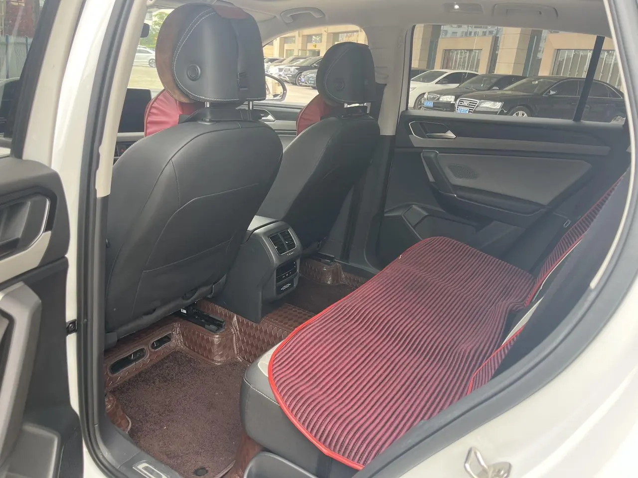 Volkswagen 2024 Tanyue 1.5TSI 300TSI Two-Drive Luxury Plus Advanced Edition Automatic Gear 4