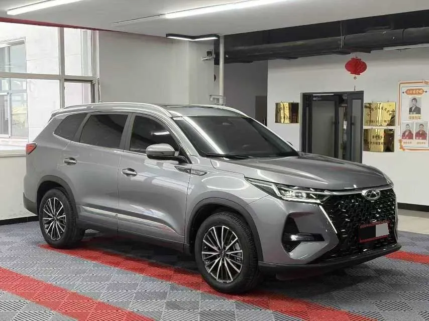 Chery 2024 Ruihu 8 PRO 1.6T 290T Champion Edition Two-Drive Peak Edition 7-seat Automatic Gear 3