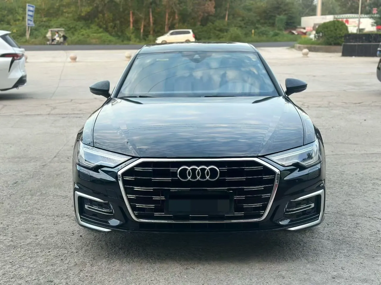 Audi 2021 A6L 2.0TFSI 40TFSI Deluxe Dynamic Automatic 2