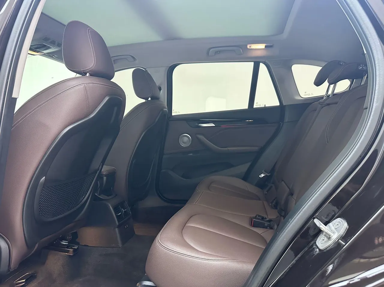 BMW 2022 X1 sDrive20Li 1.5T fashion automatic gear 4