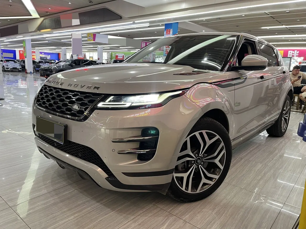 Land Rover 2021 Range Rover Aurora L 48V 2.0T 249PS R-Dynamic SE Deluxe Edition Automatic Gear 2
