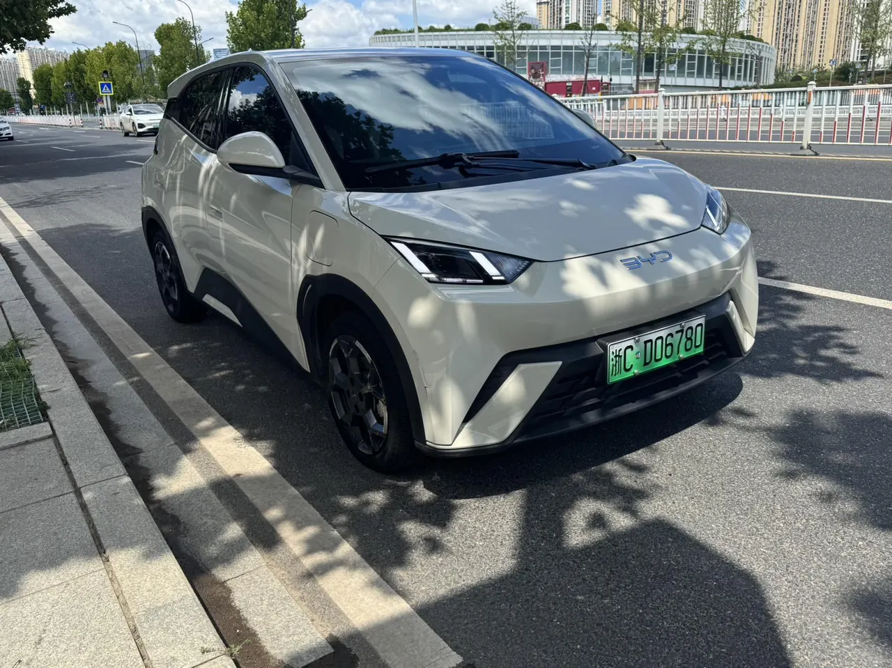 BYD 2024 Seagull Glory Edition 405km Flying Edition Automatic Gear 3
