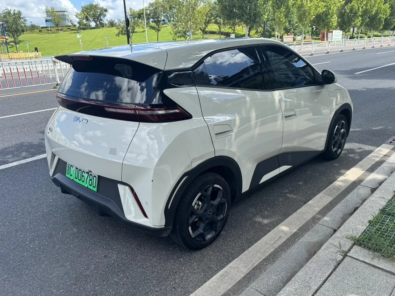 BYD 2024 Seagull Glory Edition 405km Flying Edition Automatic Gear 6