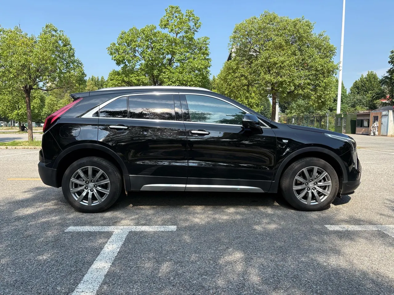 Cadillac 2020 XT4 2.0T 28T Two-Drive Leading Automatic Gear 4