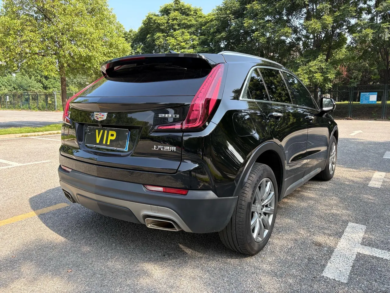 Cadillac 2020 XT4 2.0T 28T Two-Drive Leading Automatic Gear 6