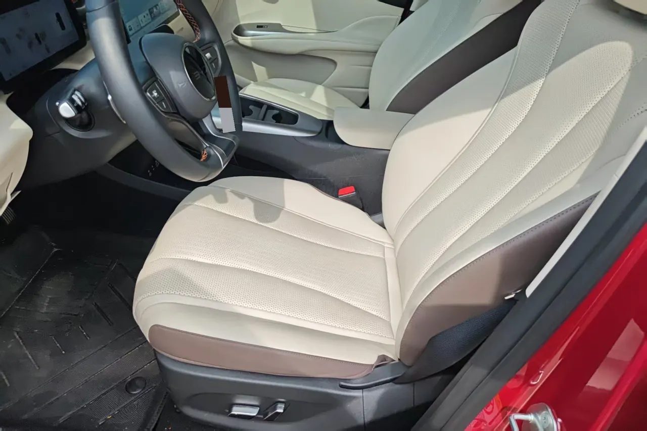 BYD 2025 Dolphin Smart Driving 410km Fashion Automatic Gear 7