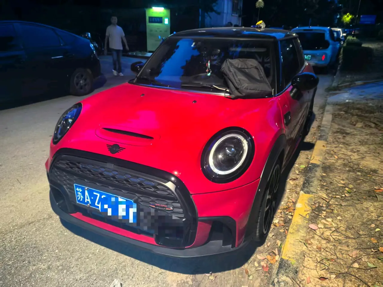 Open image lightbox: MINI Mini (imported) 2023 Mini Cooper S 2.0T racer (modified) automatic gear