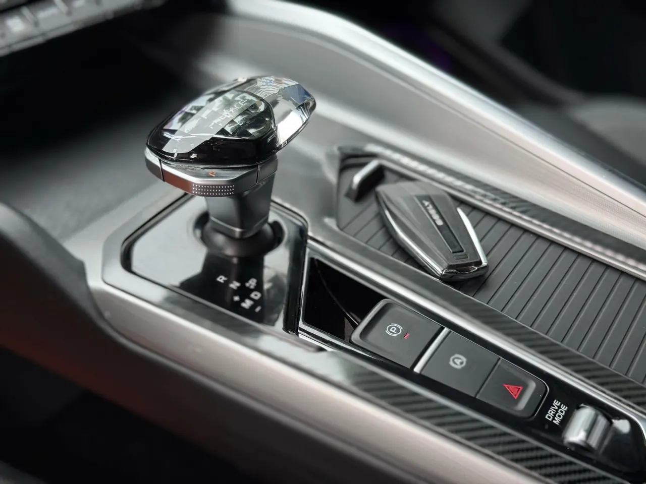 Geely 2023 xingrui 2.0TD only this green version of automatic gear 12