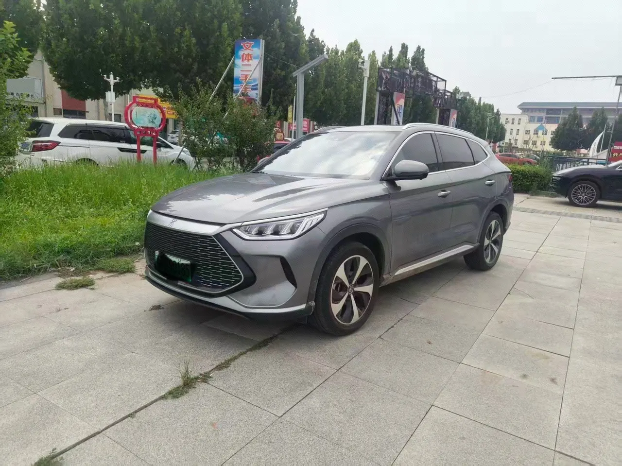 打开图片灯箱:BYD Song PLUS New Energy 2021 Song PLUS DM-i 1.5 Stepless 51KM Honorable Automatic Gear