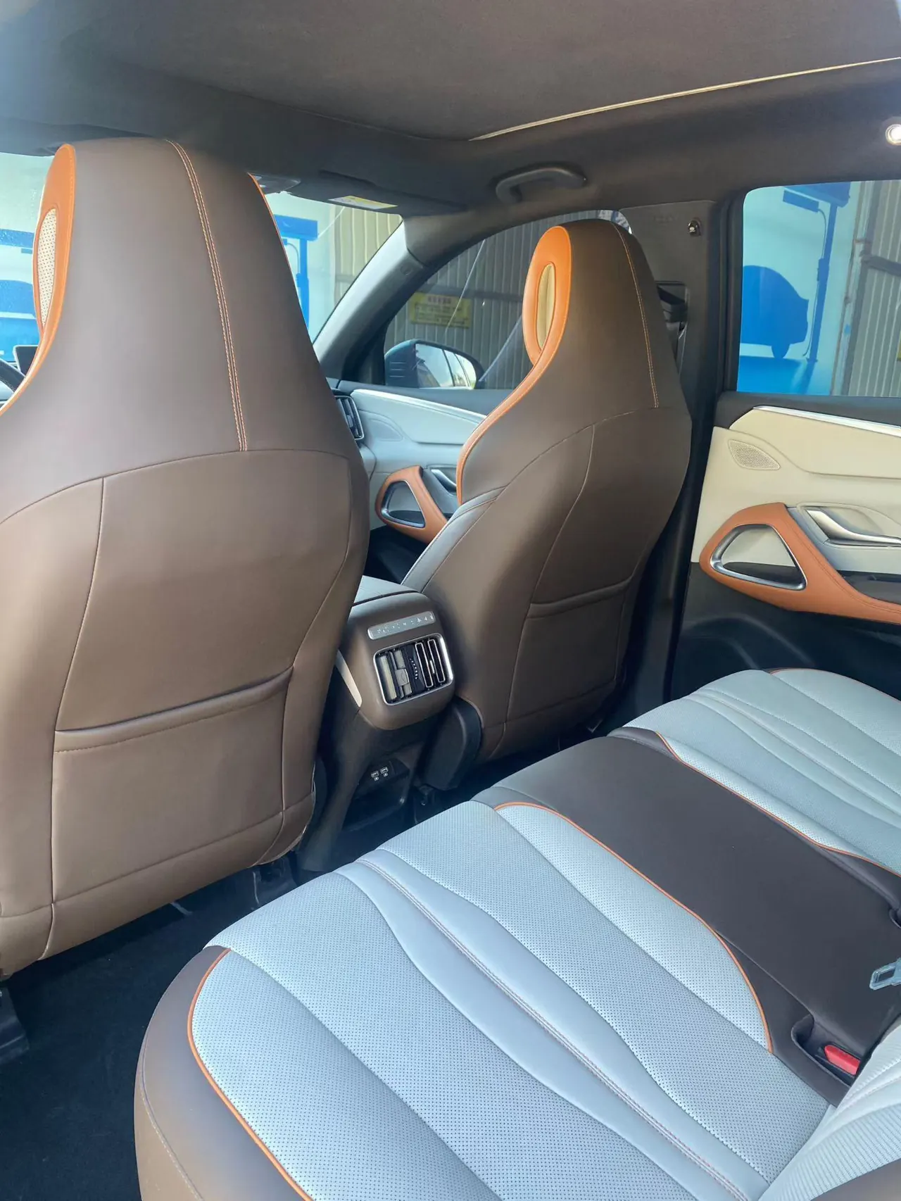 BYD Song PLUS New Energy 2021 Song PLUS DM-i 1.5 Stepless 51KM Honorable Automatic Gear 6